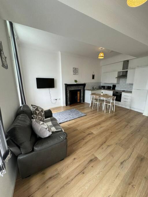 Spacious Flat In Sheffield City Center Gs304 Exterior foto